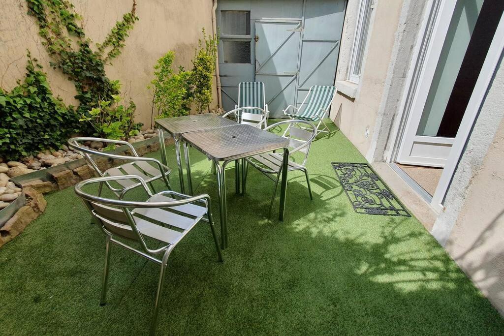 Classe 4 Etoiles - Cybele - Centre Ville 2 Chambres, Cour Privative Et Garage Vienne  Exterior photo